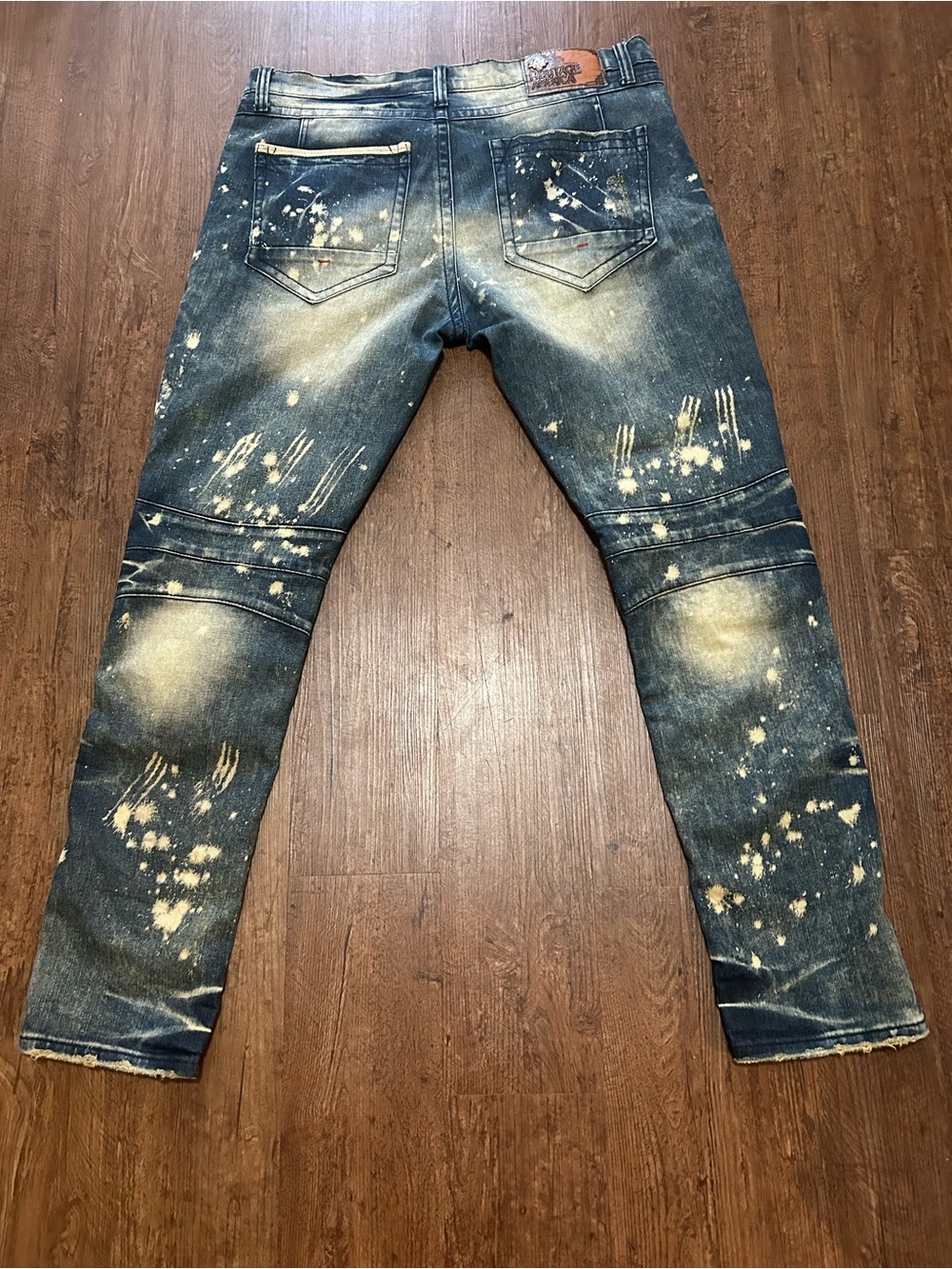 Men's Distressed Skinny Jeans in Dark Blue with Washed Detailing - Picture 2 of 4